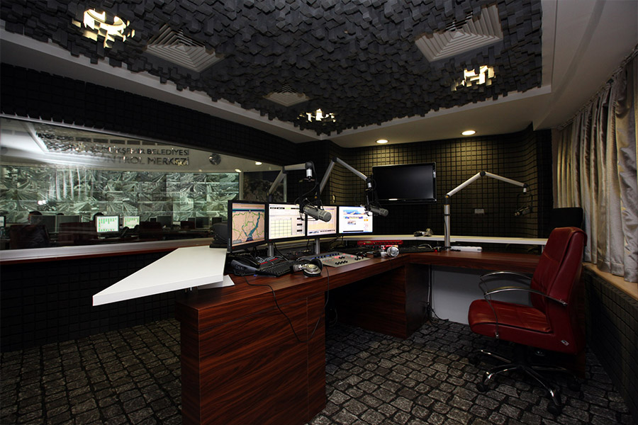 Radyo Odası Vicoustic Flexi A50 Panel ve Tavan Difüzor Uygulaması